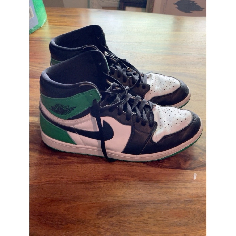 Air Jordan 1 Retro High OG Lucky Green Mens 11.5 DZ5485-031